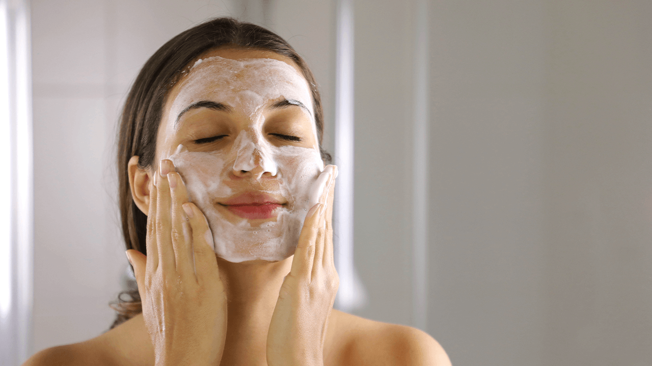How to choose the right face wash